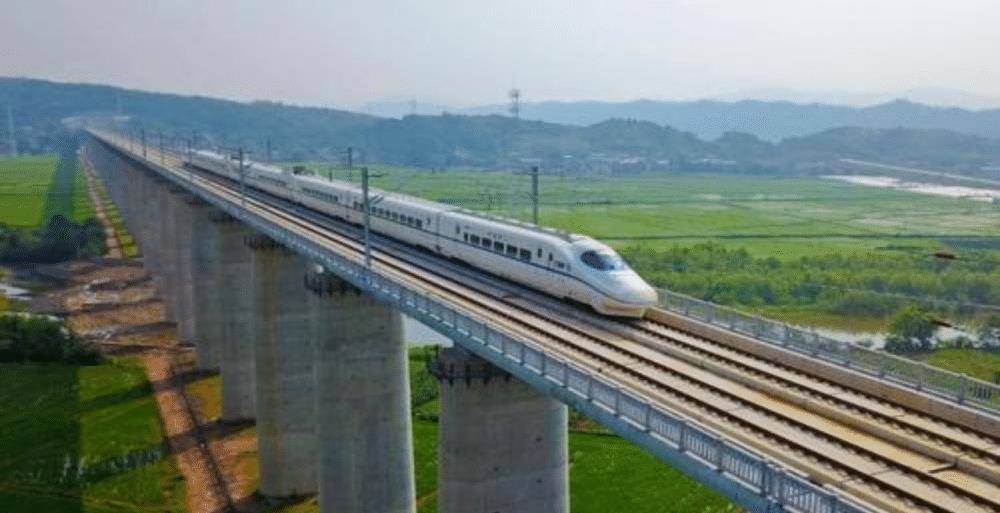 原创四川首条高铁备受争议至今已开通10年却被郫都人民视为鸡肋