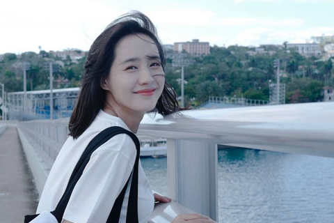 中国最美女村官,因与沈腾搭档爆红,网友:这才是真正的国民初恋_王智