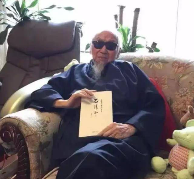 原创国学大师文怀沙活到108岁谈及长寿喝酒吃肉多与异性交朋友