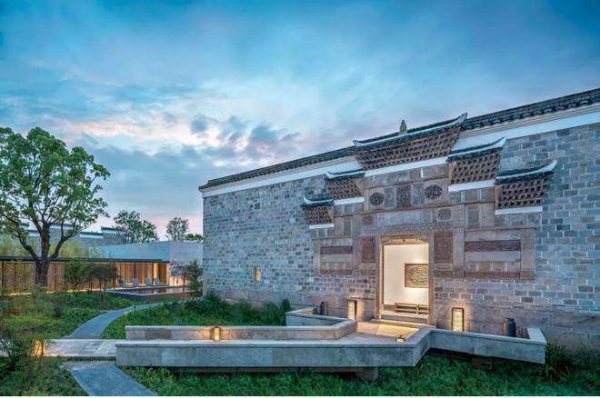 上海龙湖天琅楼盘地址交通地铁房源户型价格售楼处开发商优势