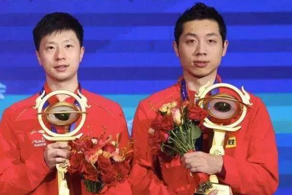 36岁马龙上任亮相北京岗位正式成为品牌推荐官刘国梁期待