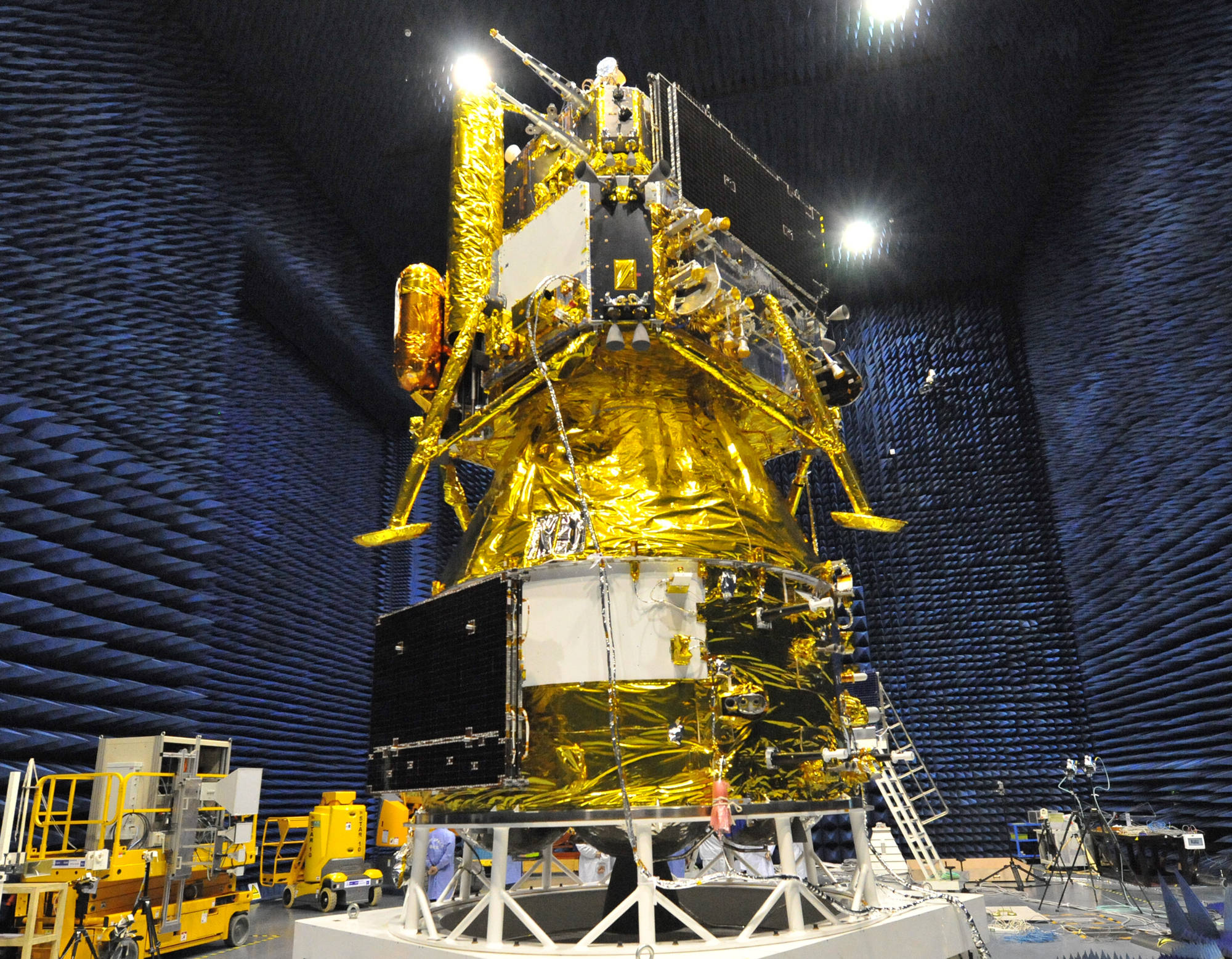 嫦娥六号提前上班,嫦娥四号帮场子,鹊桥二号上线,美国机会来了_中继_