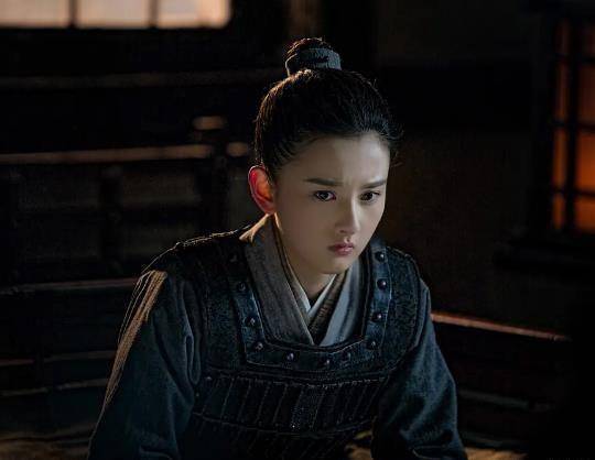 ",导演扈耀之是北京电影学院的副院长,主演吴磊,宋祖儿,王俊凯,郭俊辰