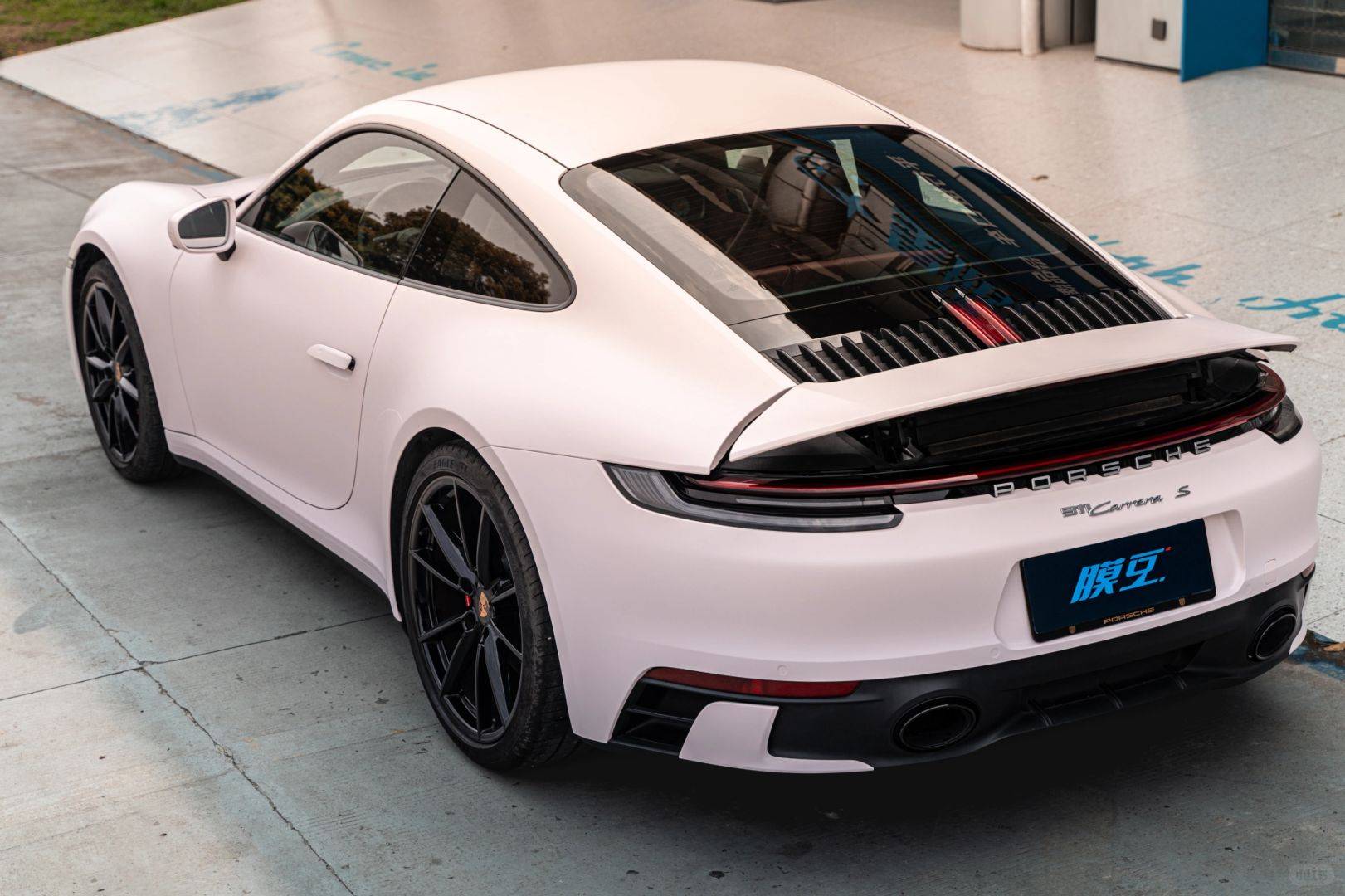 保时捷911lb改色膜消光贝壳粉元气满满的少女心