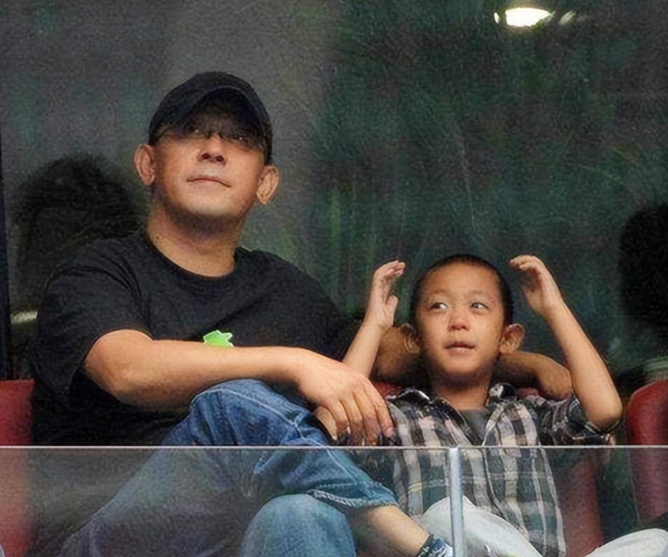 原创事实证明消失6年的鬼才导演姜文早已选择了另一种人生