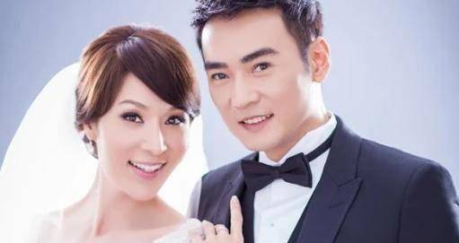 他甘愿将上亿身家给前妻,只为留住女儿,今53岁因女儿再度走红_焦恩俊