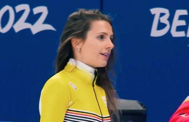 25岁高颜值黑马抢戏,无视韩国亚军成经典一幕_舒尔廷_德梅_汉娜