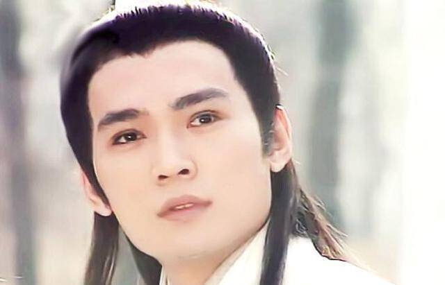 他甘愿将上亿身家给前妻,只为留住女儿,今53岁因女儿再度走红_焦恩俊