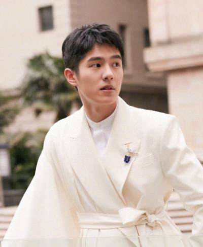 内娱男星头围排行榜,雷佳音居然不是第一,刘昊然的头围有61cm