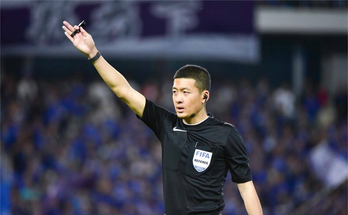 搭档马宁执法海港泰山,梁松尚首秀,李海新主哨京沪_比赛_裁判_来自