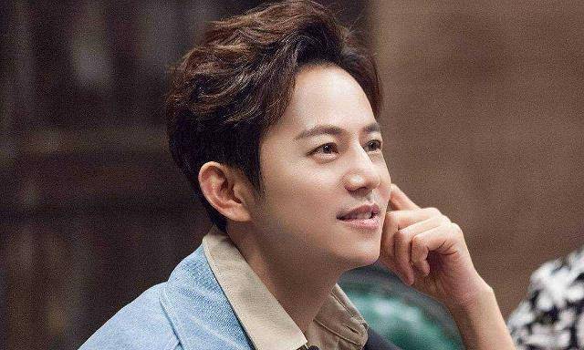 原创何榜迟迟不见肖战的名字顶流被取代还是另有隐情