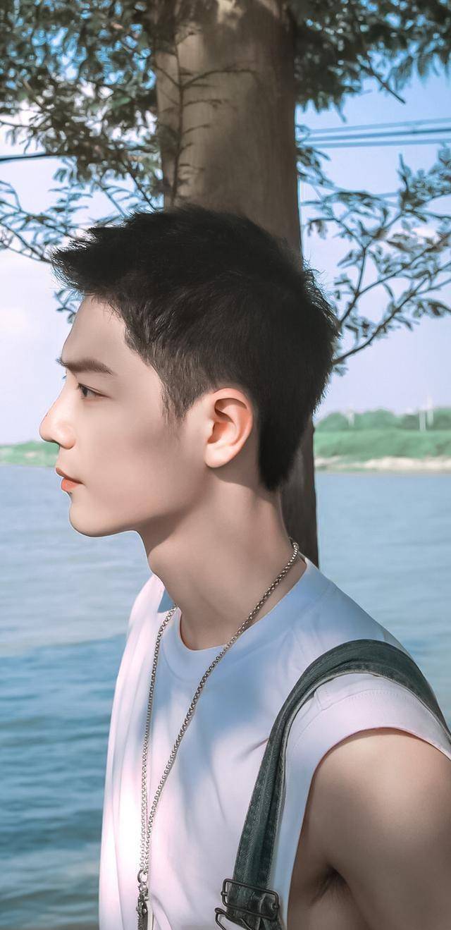 给肖战送祝福,边江却发文道歉,3方需要担责