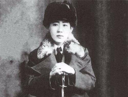 她是清朝最后的格格隐姓埋名活到2014年临终说出家族的丑闻