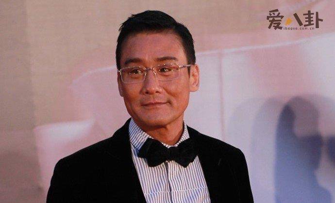 梁家辉为什么向工作人员道歉来自影帝的眼泪让人敬佩