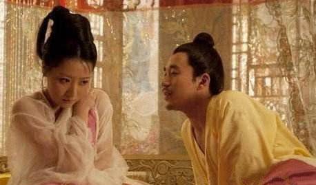 刘娥听说李氏(李贵妃)梦见天上神仙钻进她的肚子里,然后就怀孕了,刘娥