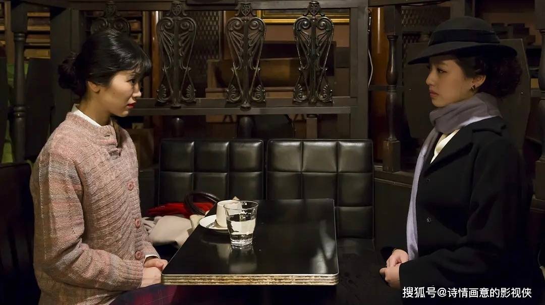 《屋顶的散步者》由窿田将治执导,木岛法子领衔主演,将江户川乱步笔下
