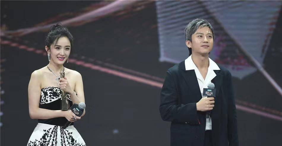 历届微博之夜king和queen,2016年成分水岭_明星_刘亦菲_杨紫