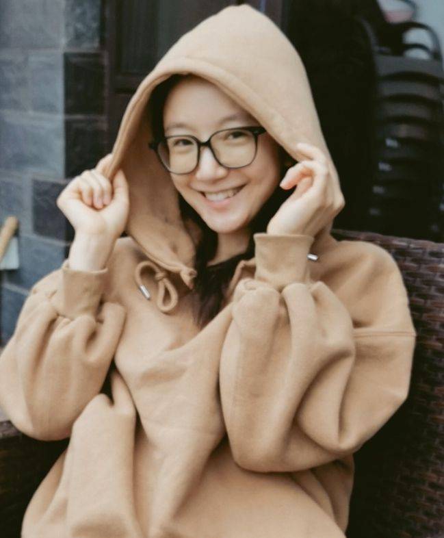 还有那个黎曼,也是她,看过郭京飞主演的《暗黑者》中也有她的身影