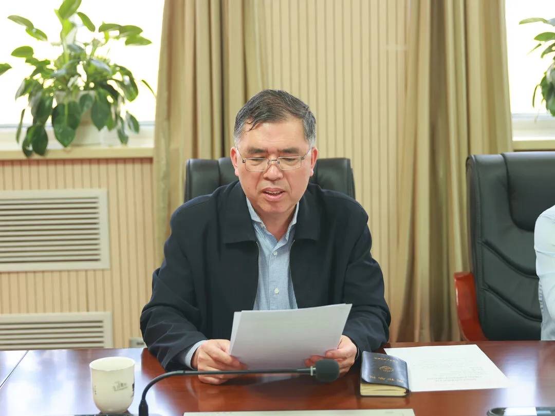 娄烦县人民检察院党支部组织开展主题党日活动暨党纪学习教育会议