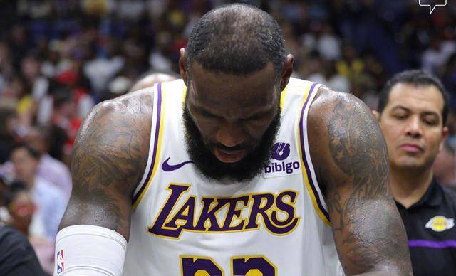 原创浓眉受伤退赛老詹三双湖人锁第八太阳杀出附加赛比尔复苏