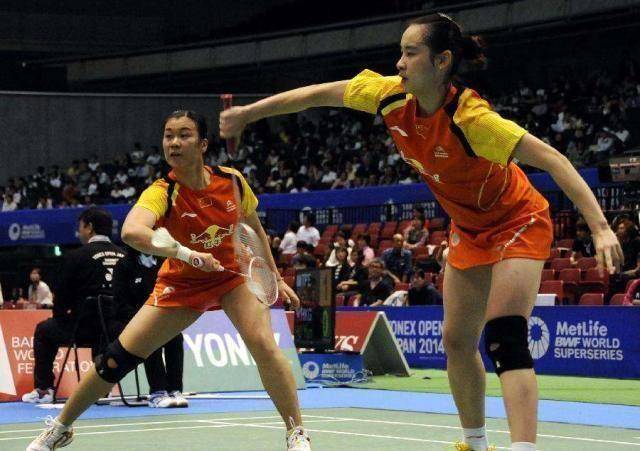 包宜鑫从小就开始学习羽毛球,在这个比赛方面也有很高的天赋.