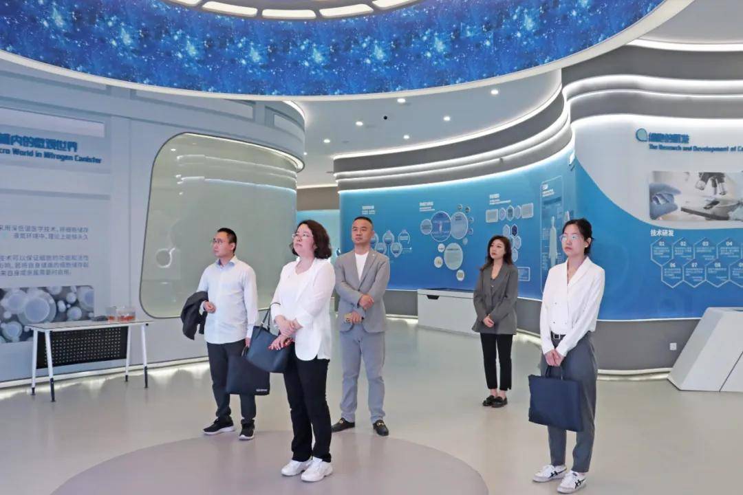 河南数据集团莅临郑大干细胞库参观交流共话河南生物样本数据库建设