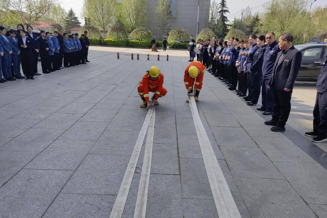 强能力补短板襄汾大队联合多部门开展酒店消防安全培训及演练