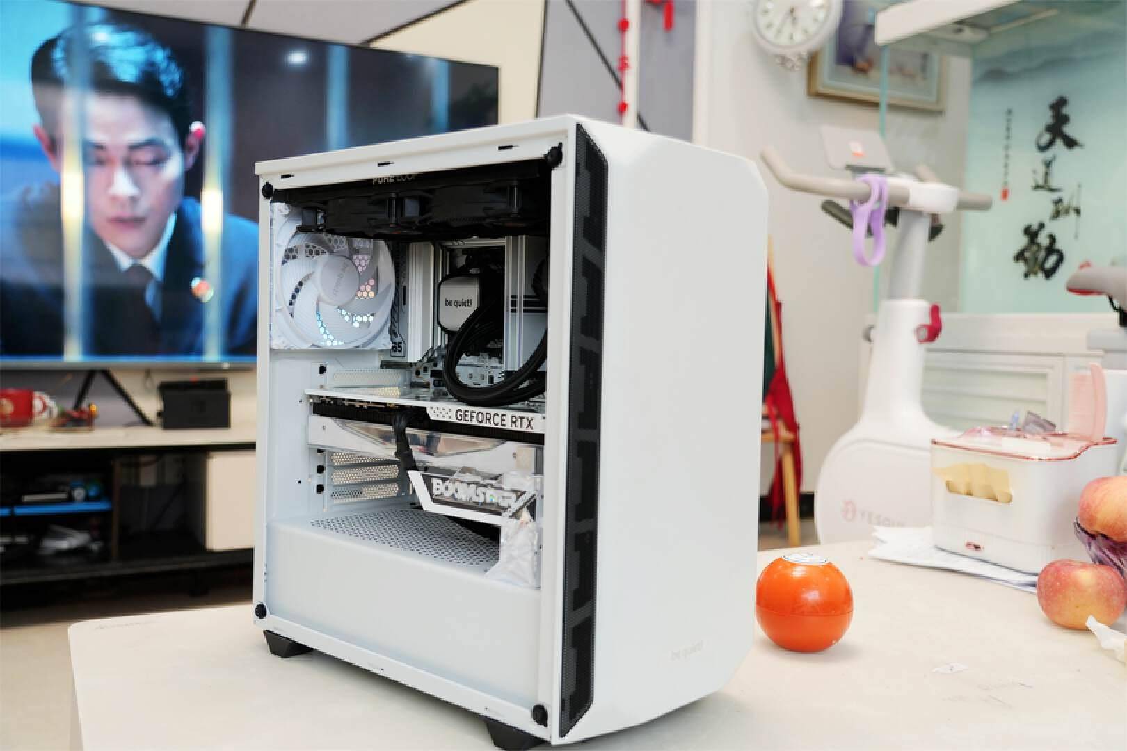 要颜值要性能选择七彩虹cvnb650m战列舰主板准没错