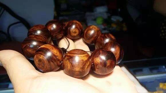 那些牛掰的木手串是怎么盘的