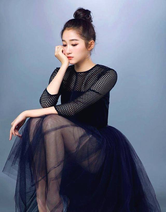 原创关晓彤因为旷课谈恋爱被北影开除网友这么说