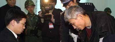 他是东北黑帮老大比乔四还狠曾当众扇刘德华巴掌