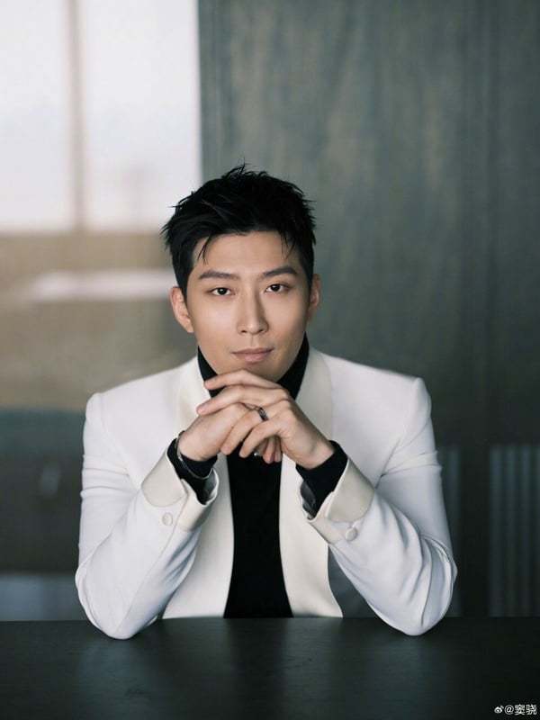 原创9位非典型帅哥与凤行辛云来人气飙高张若昀靠演技圈粉邓伦观众最