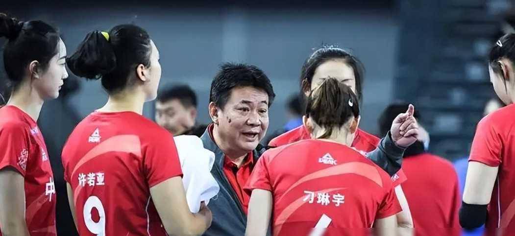 原创朱婷深夜官宣重大决定蔡斌动容郎平发声引关注