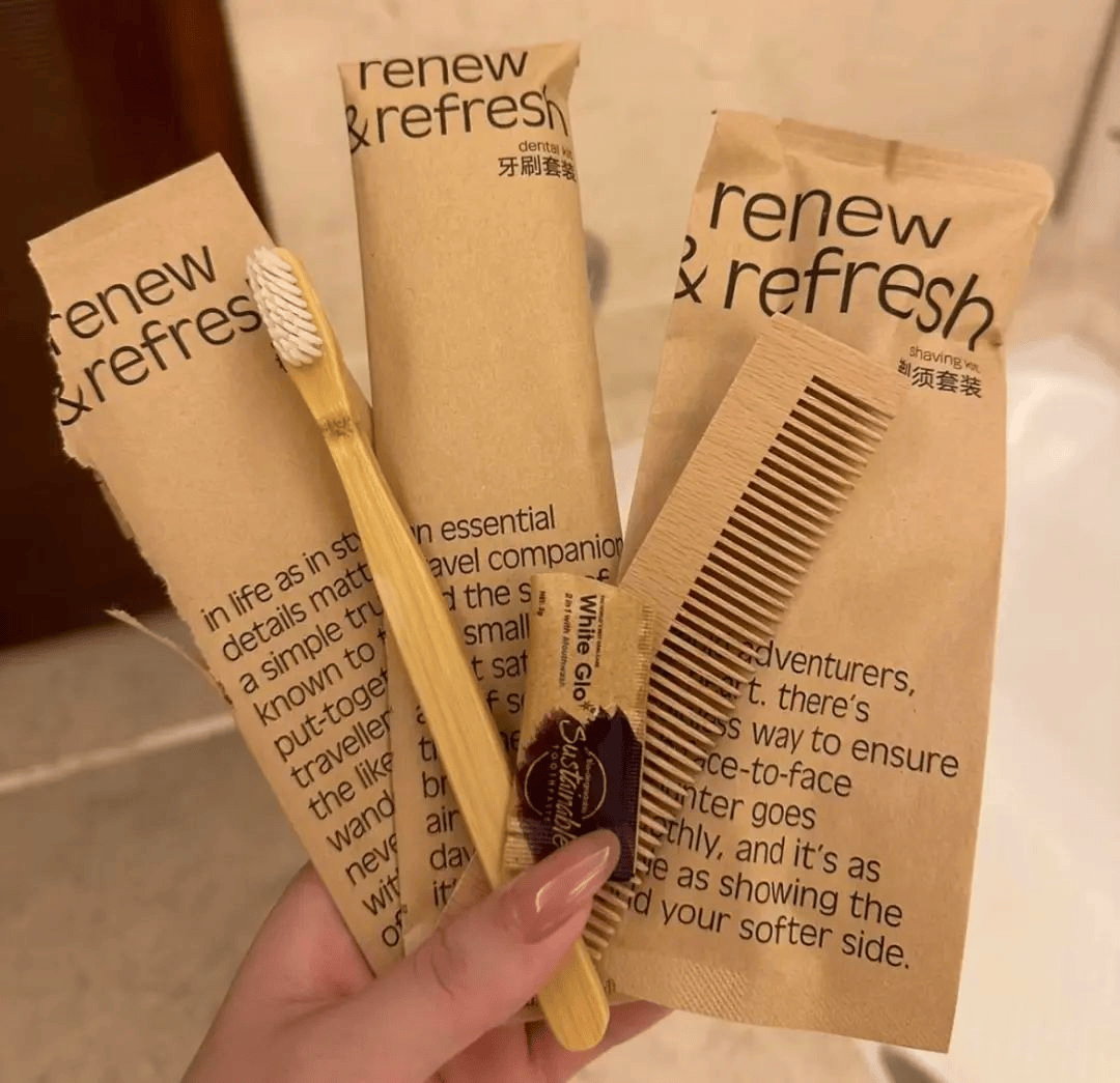 原创酒店前台退房时可别忘了带走这些东西不然亏大了