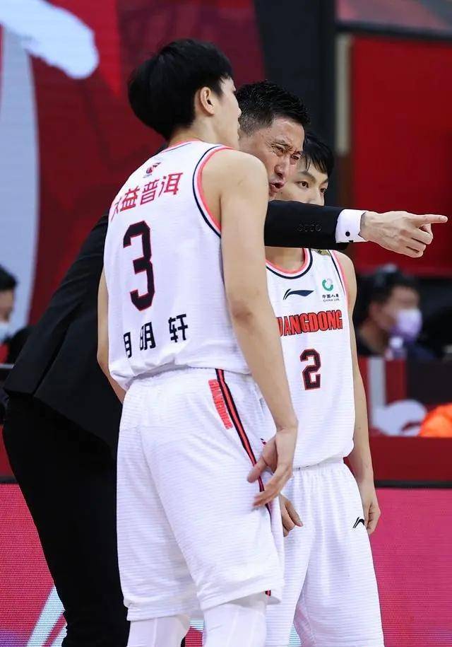 胡明轩首要任务冻结广厦单场砍41分14助攻猛男杜锋已制定好策略