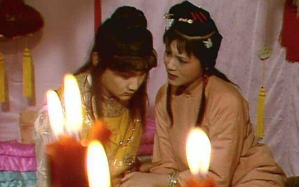 红楼梦里分析贾宝玉最重要的一回,却经常被人忘记_袭人_欲望_丫鬟