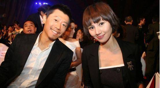 高圆圆与徐静蕾感情较量输的一塌糊涂嫁了赵又廷被公公立规矩