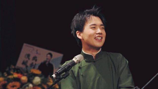 原创郭麒麟开豪车上热搜郭德纲儿子终于有了富二代的排面