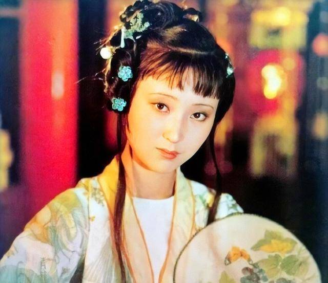 林如海为什么会执意将年幼的女儿林黛玉送到外婆家?__