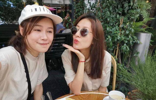 原创闺蜜情深tvb花旦黄翠如与唐诗咏互相深情表白网友大呼感动