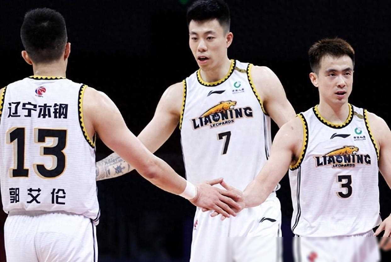 原创辽宁男篮三后卫苦练基本功杨鸣调整轮换阵容进行中