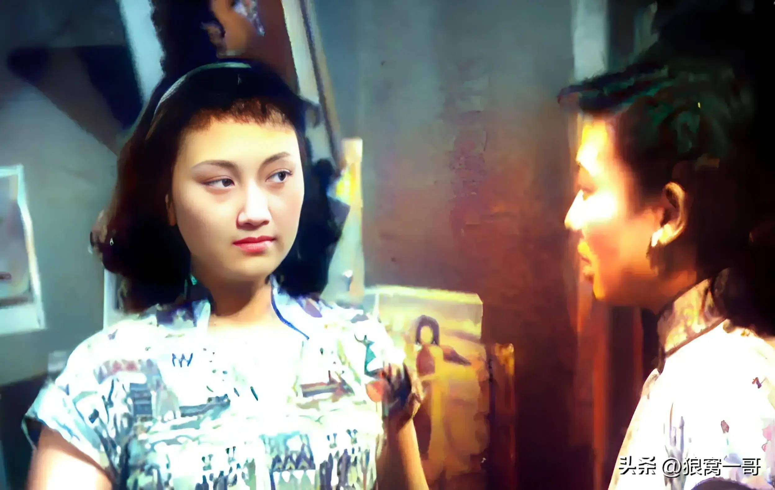 少将军衔的王晓棠原八一电影制片厂厂长几代人的青春偶像