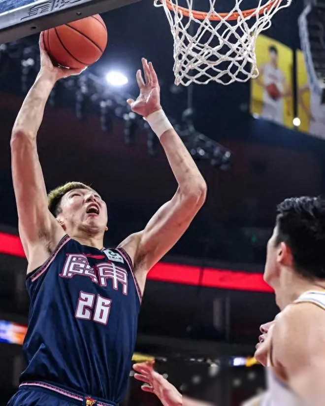 广东战队季后赛强势来袭,杜锋领衔周琦威姆斯冲击cba总冠军_1_nba