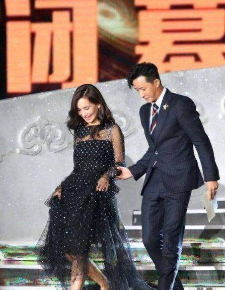 韩庚鹿晗用同样方式突然宣布恋情可结果不太一样啊