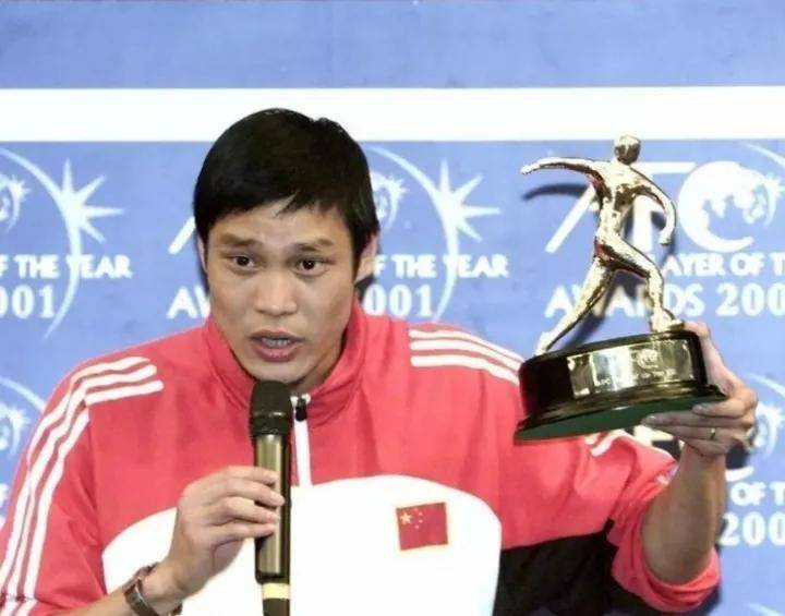 三婚时娶小17岁老婆的范志毅总算是走到今天这一步