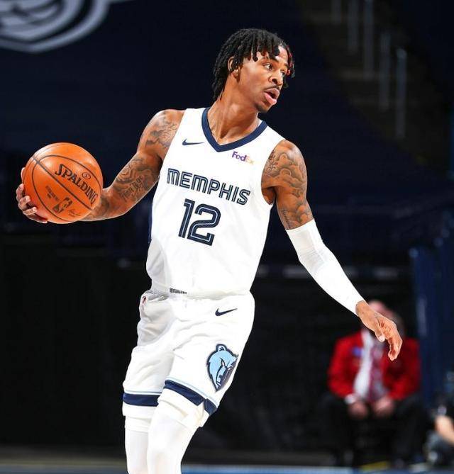 35岁的罗斯宣布继续征战赛场球迷共同见证传奇