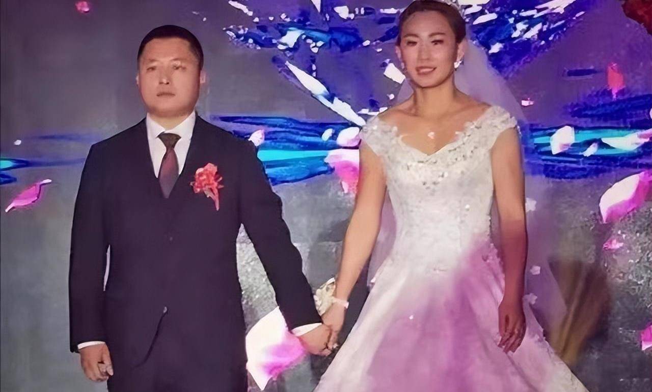 此前,张志磊曾透露,在国外训练学习的十年里,他和妻子的聚会也越来越