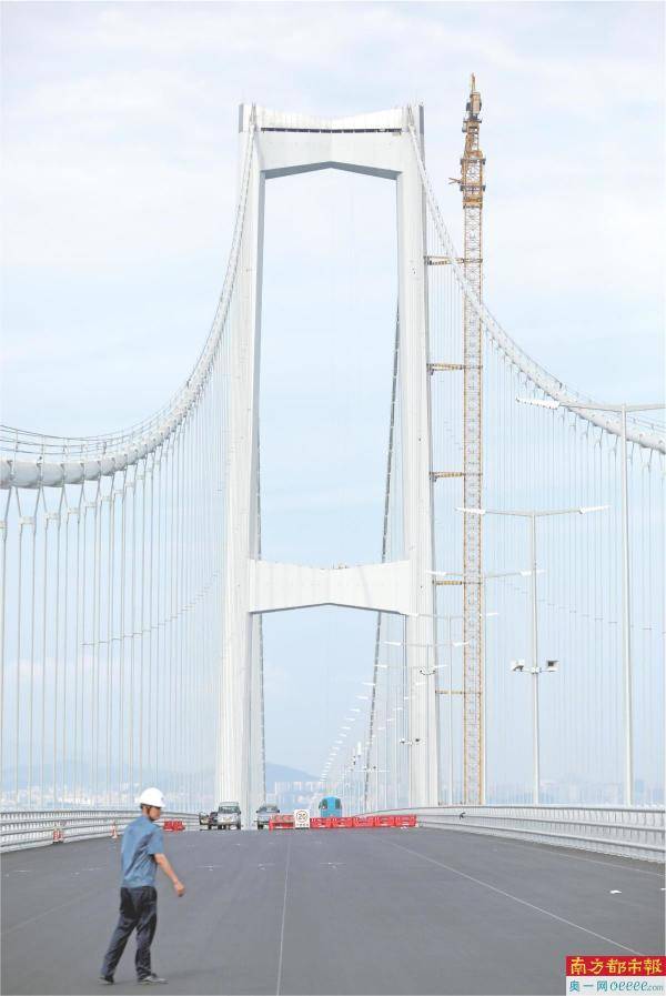 乘车穿过海底隧道5g信号满格上网流畅_建设_试验_大桥