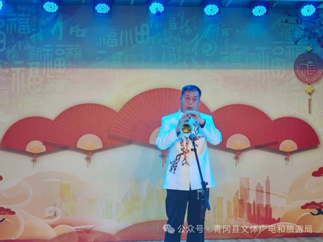 冰雪同梦亚洲同心亚冬会倒计时300天青冈专场演出