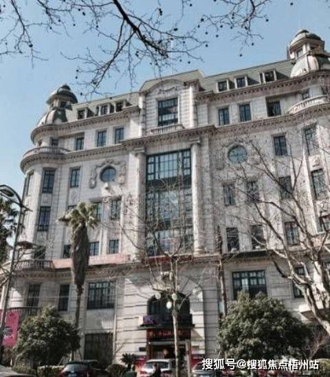 2024年上海宝莲府邸商务办公物业公司是哪家呀管理费多少呢